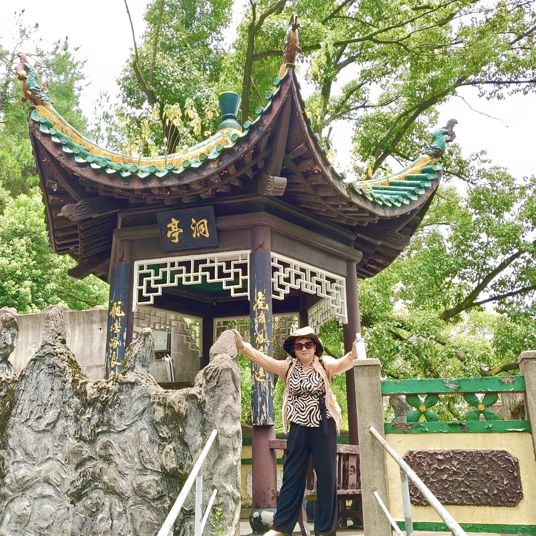 六月的红叶