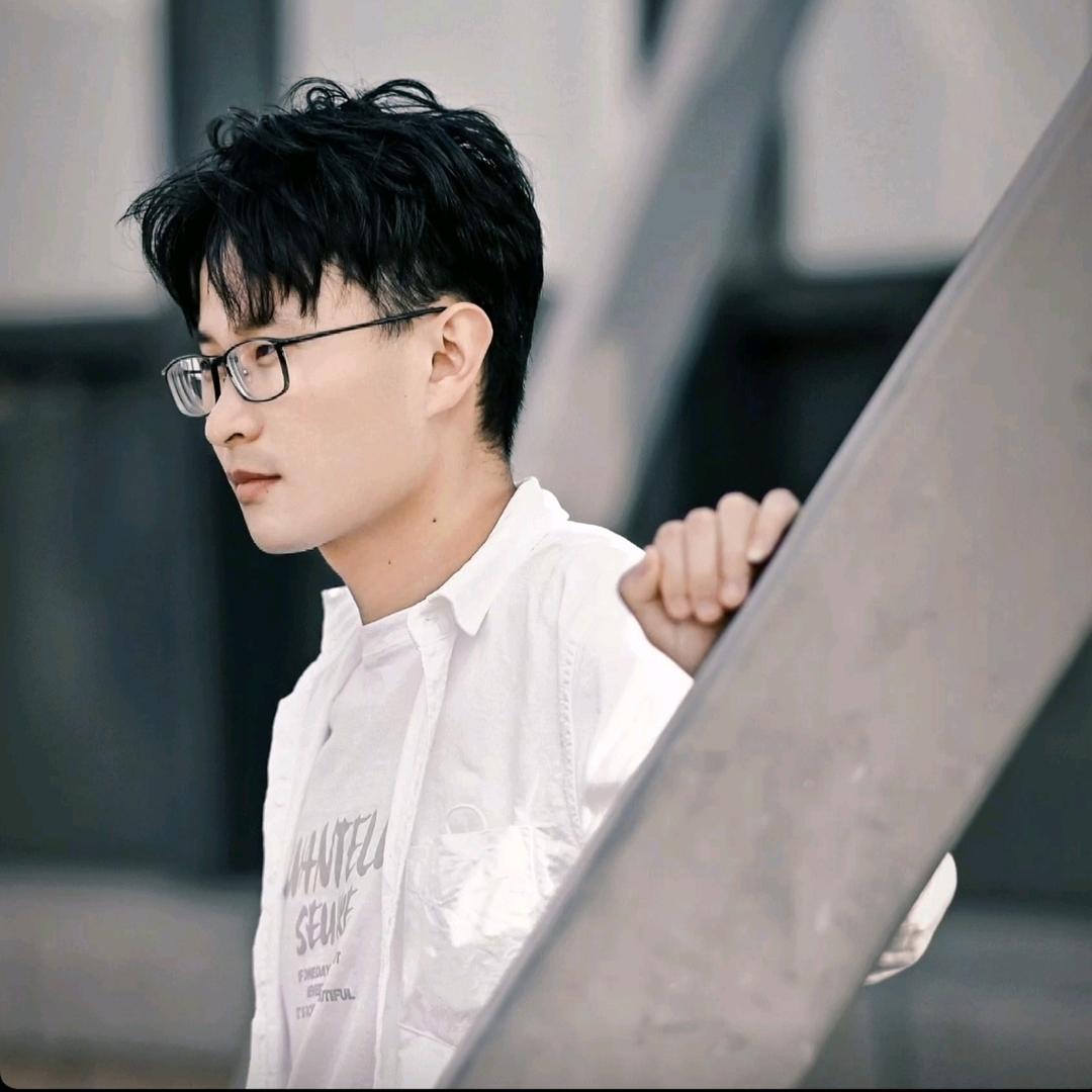 老鱼儿📷（大理跟拍约拍）