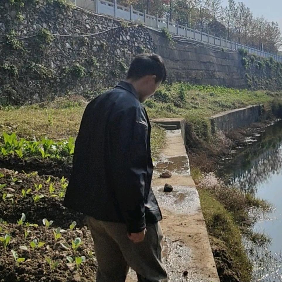 mister周（爱钓鱼）