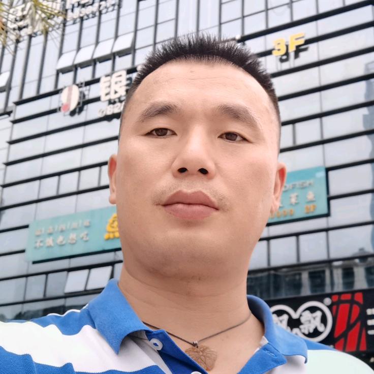 宏哥，热爱生活