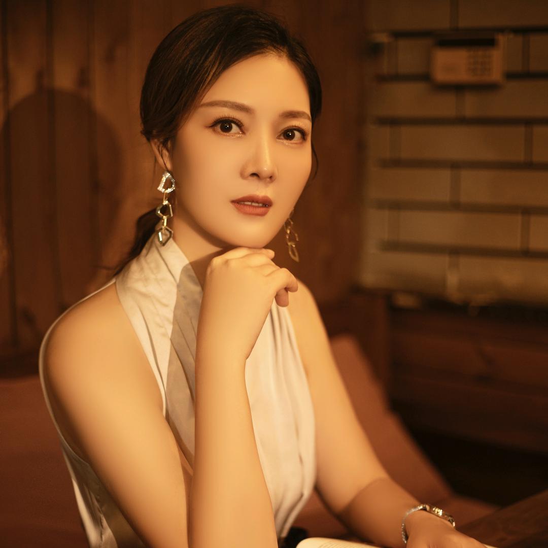 重庆做美容的冉姐