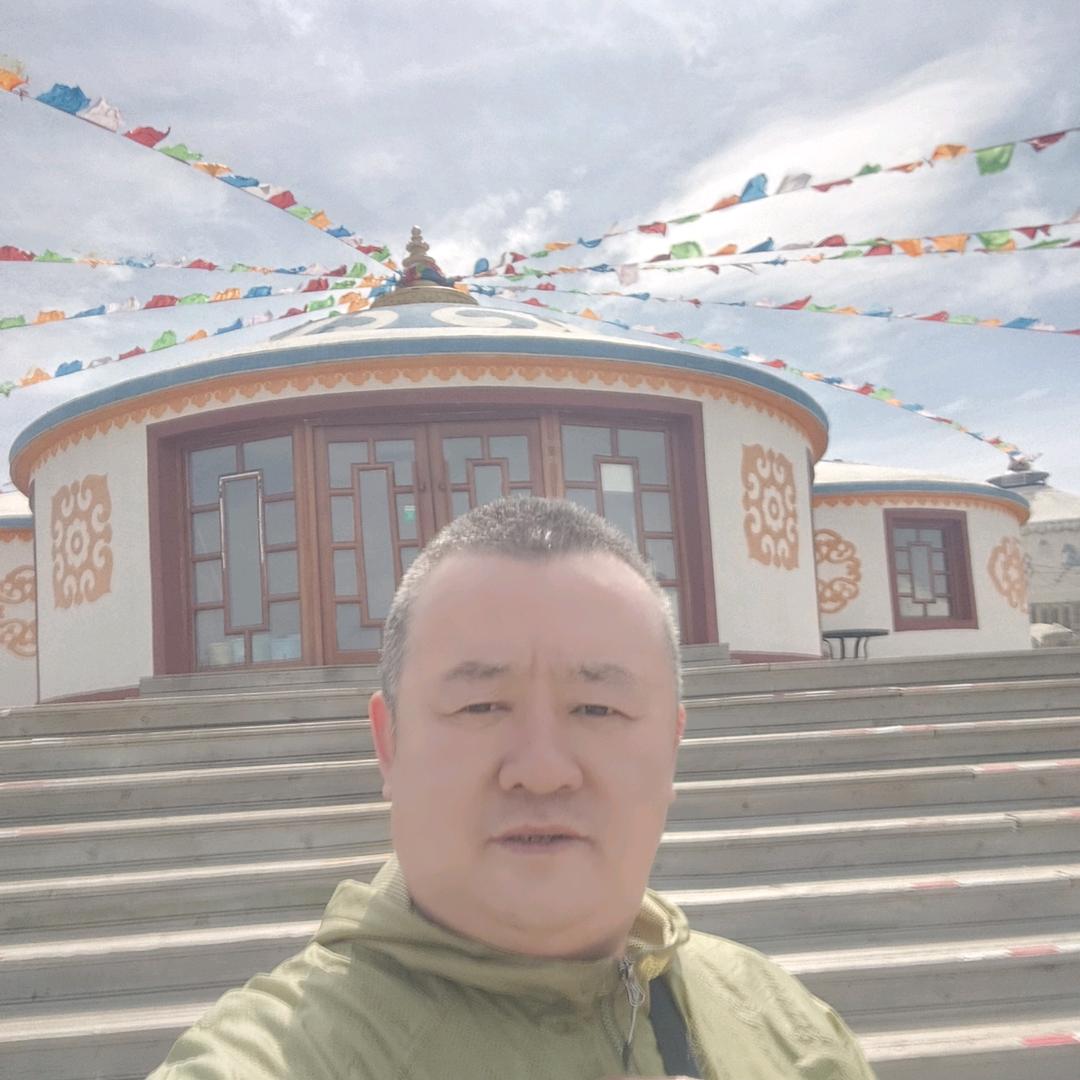 土默川平原的太阳