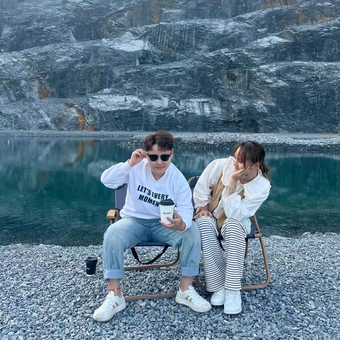 🌈笨蛋比个✌🏻