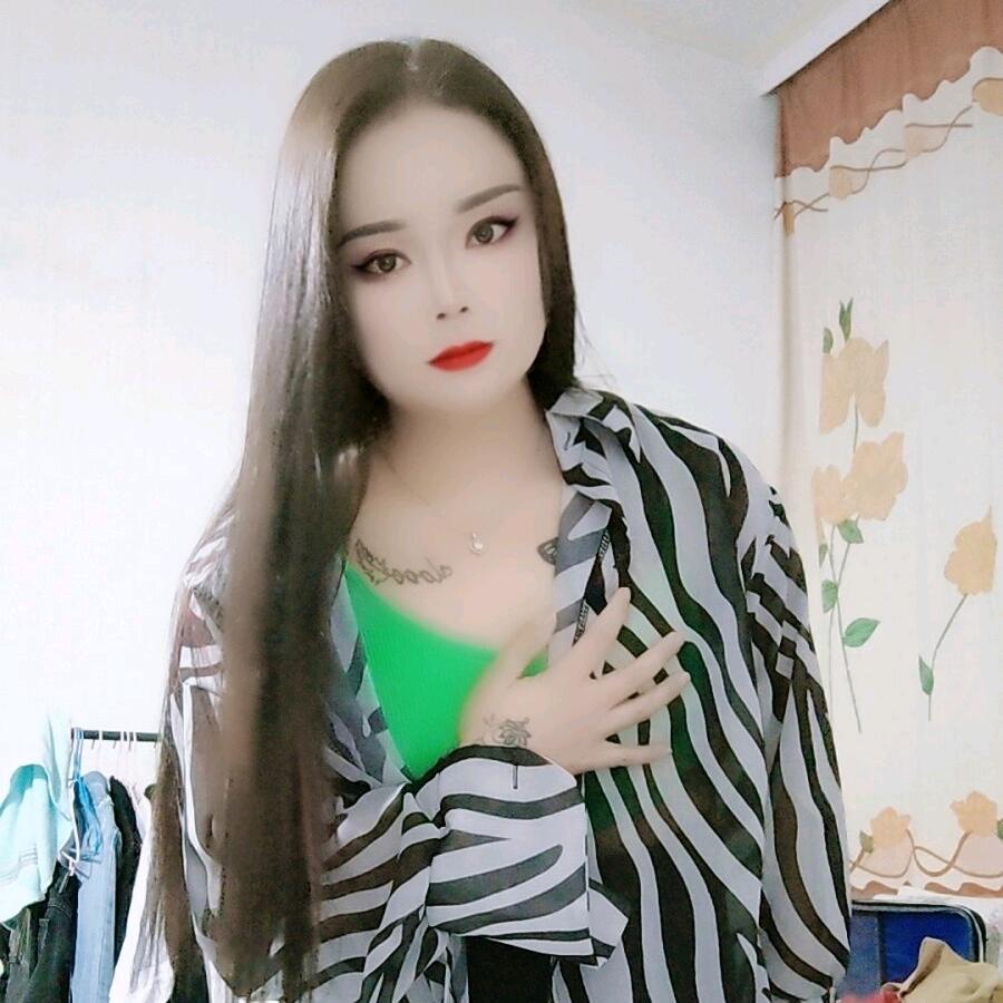 文❤️家三💘小姐🍹
