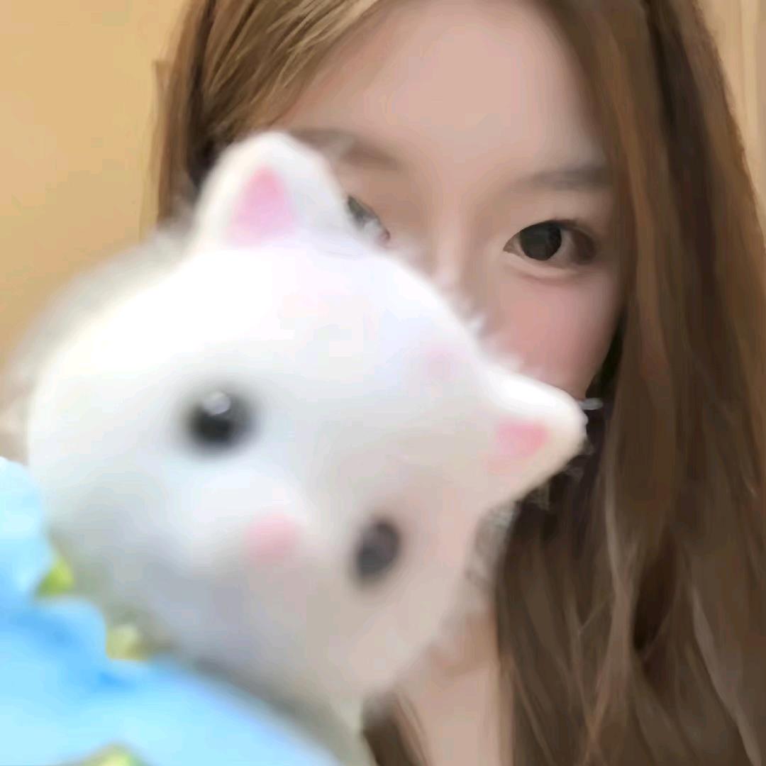 冷酷鸡块🐣