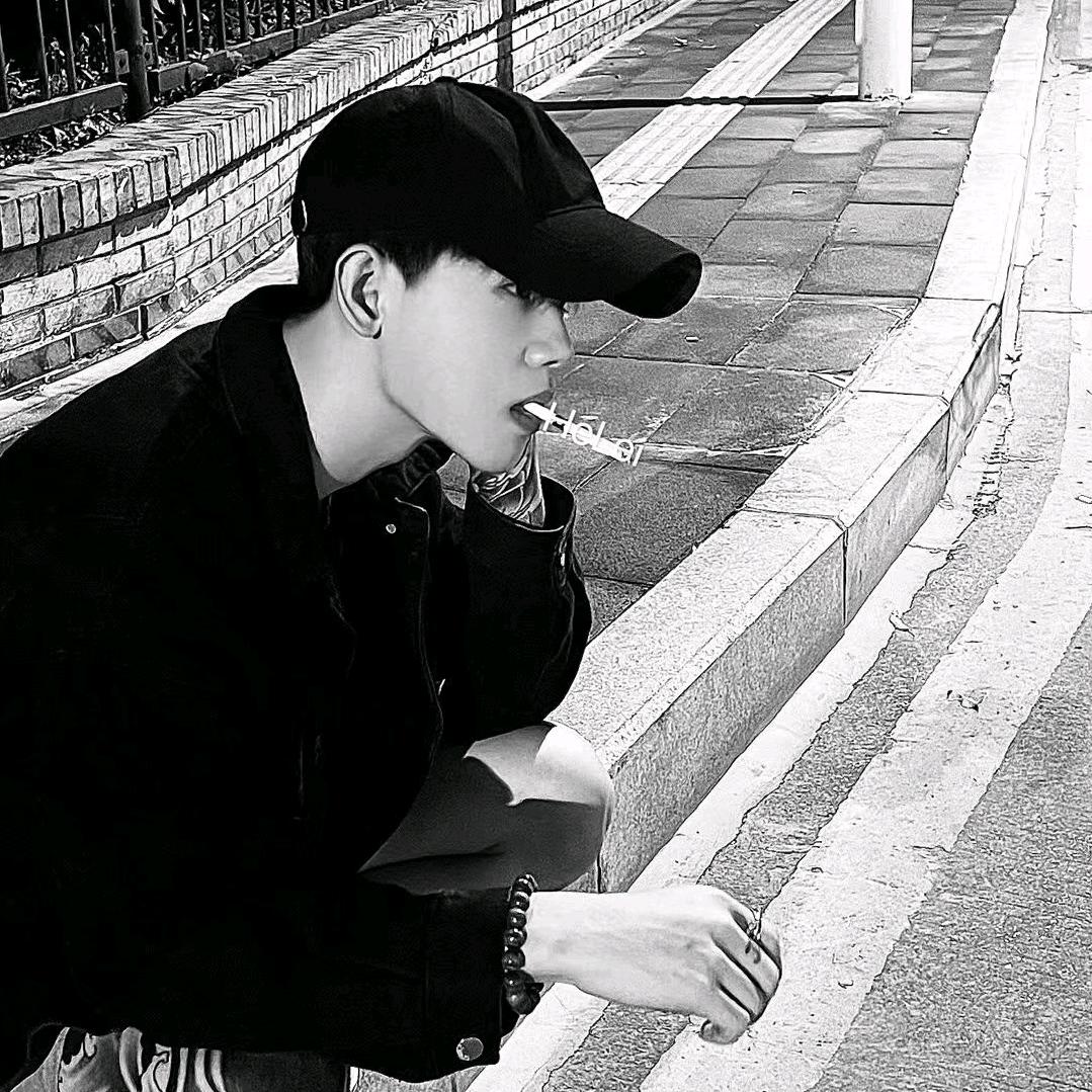 困的晕😇