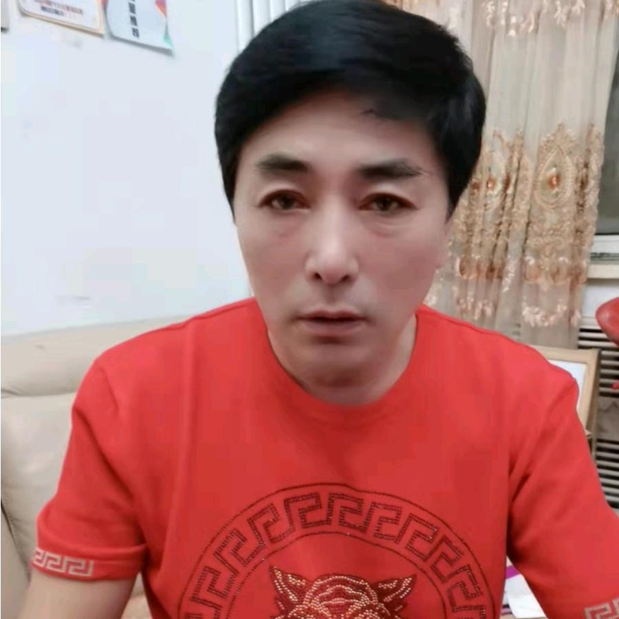 狼王韩哥小号（爱特号开播）晚上6点首播