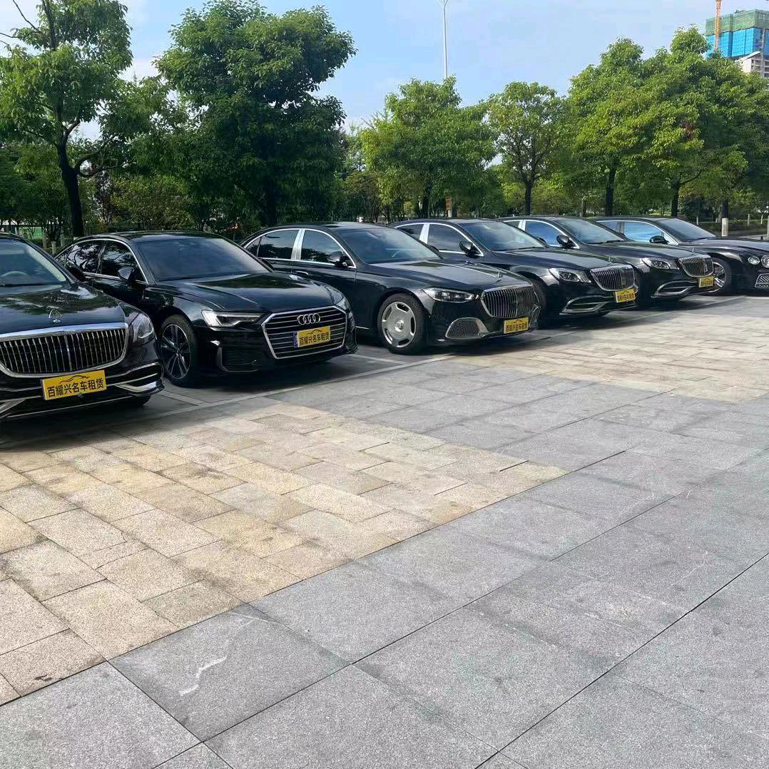 贵阳波哥租车