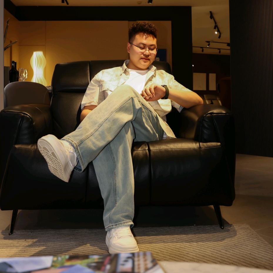 众航家居HR  倪政