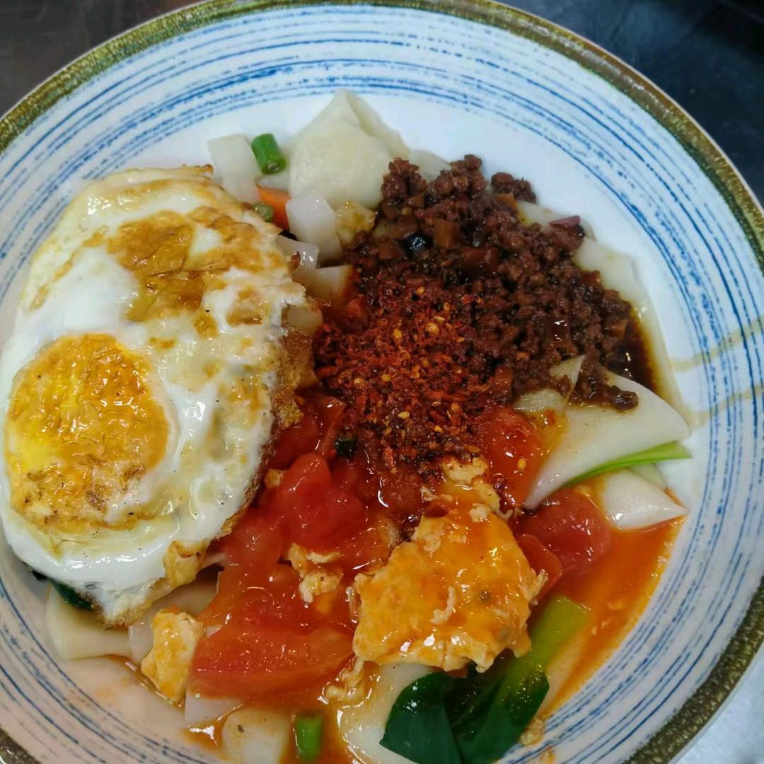 陕一绝陕西手工面。