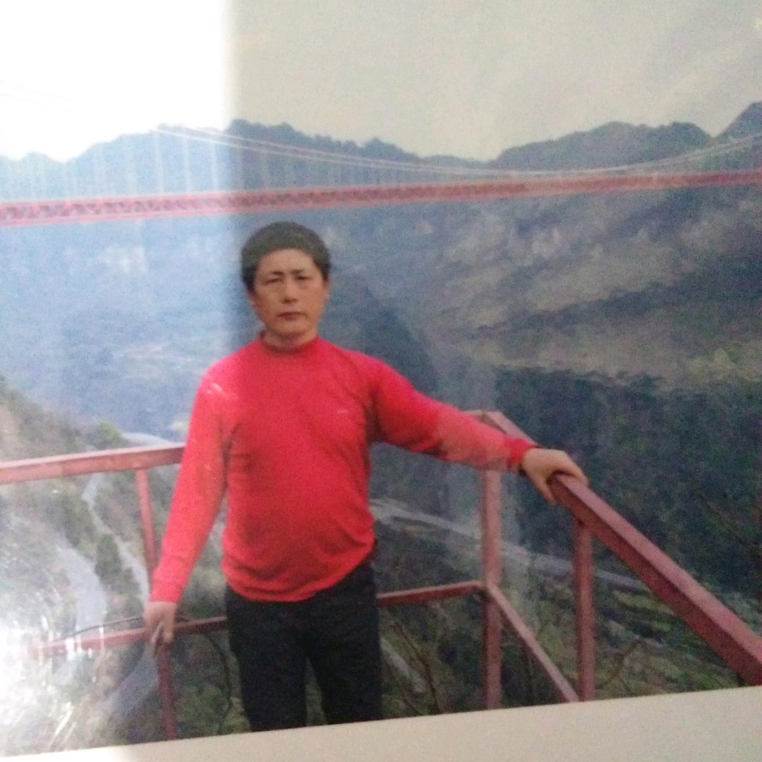 一生平安K丅V练歌房
