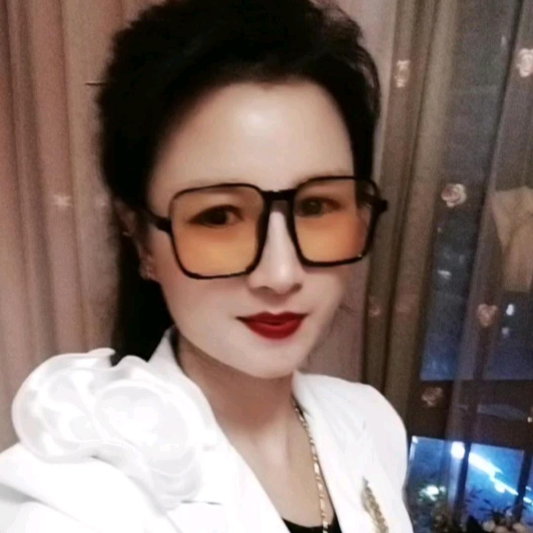贵阳韩依利电子商务经营部[尊师王董]