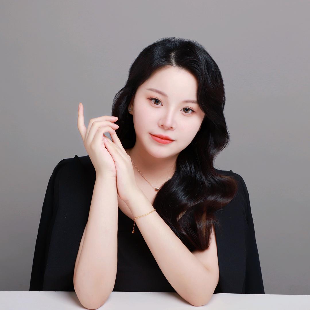 小糖包～   上海纹绣