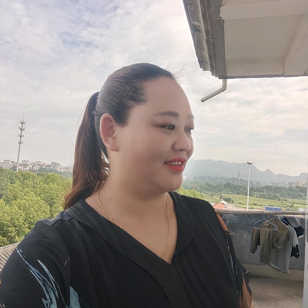 何大姐