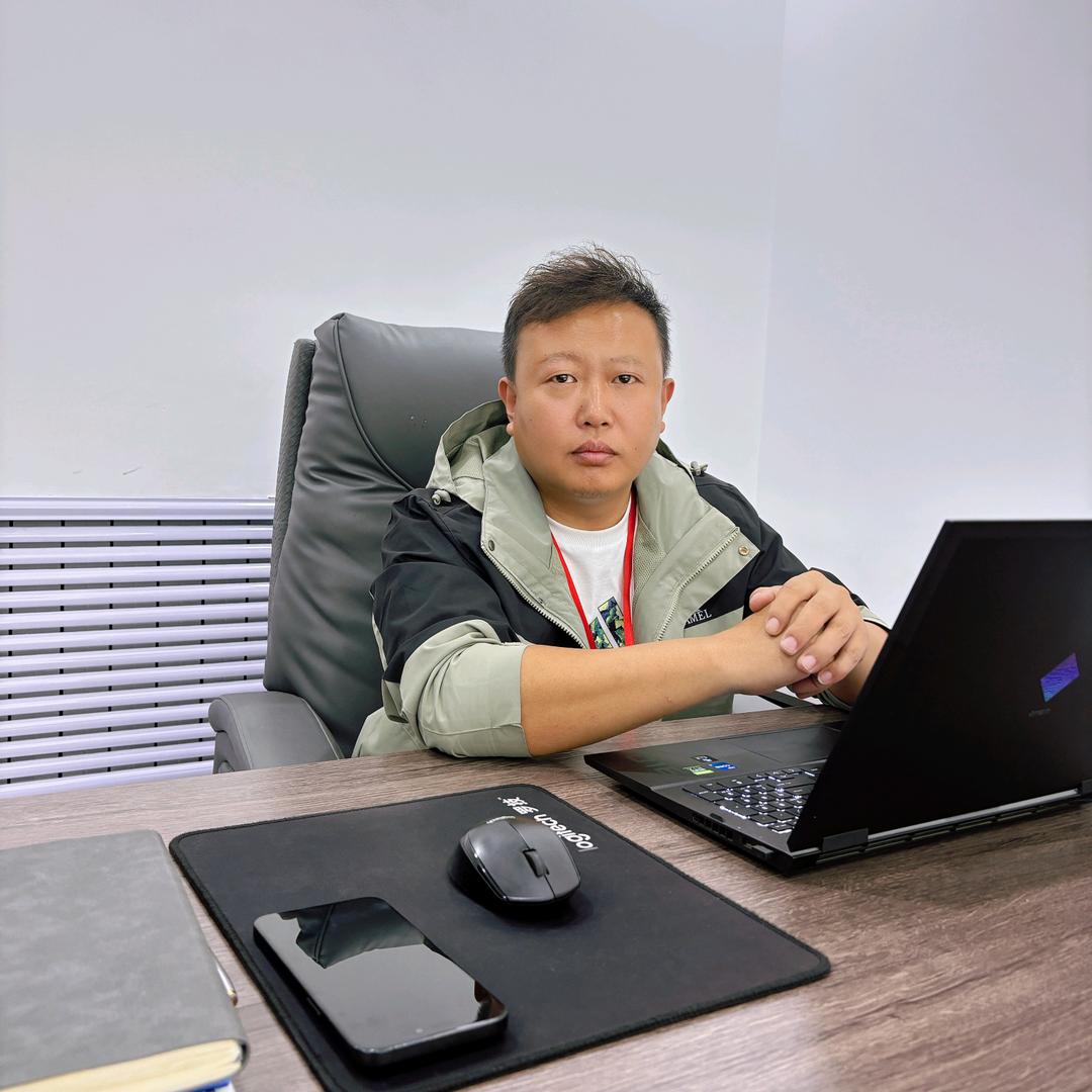 包头山海新能源体验中心(总经理)