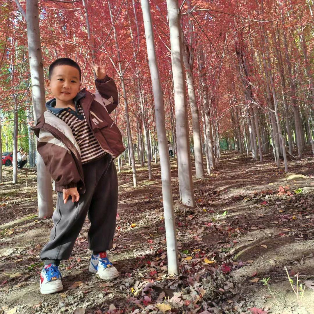 满堂幸福的爷爷