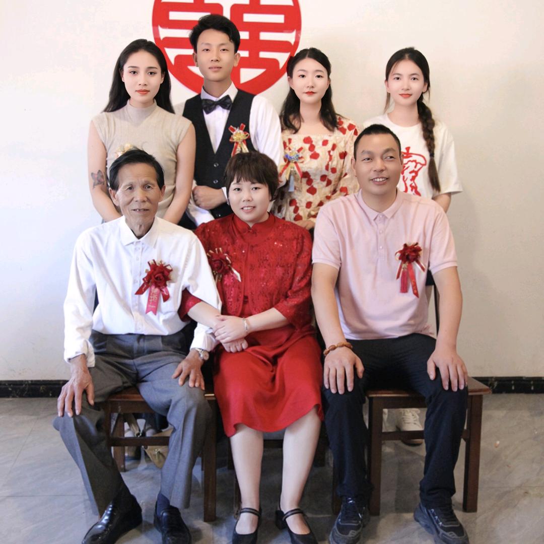 开心果🌸 薛玲（拒绝私聊)
