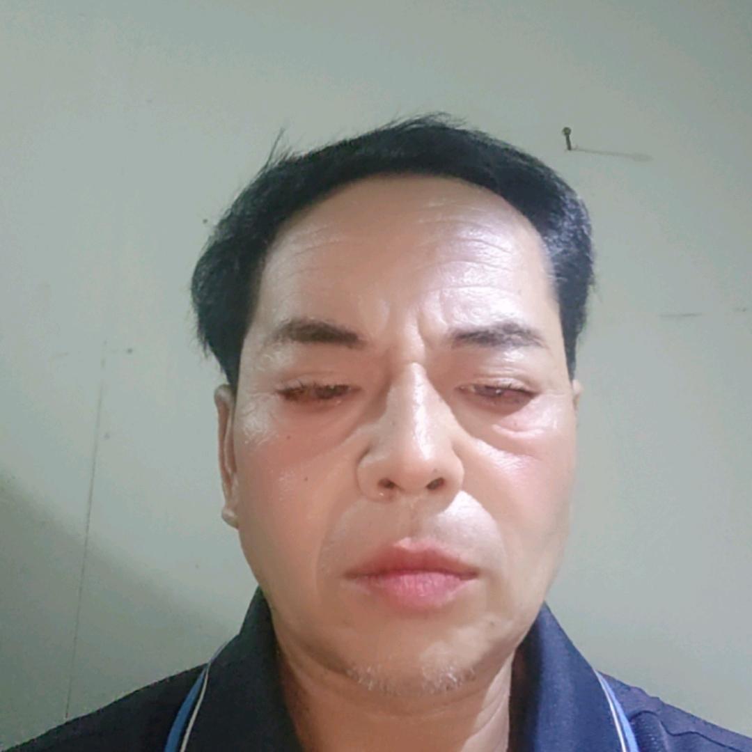 刘经理每天晚上7点30分