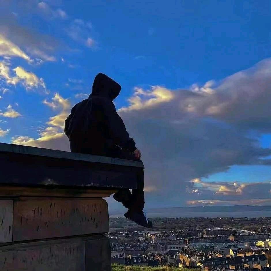 L..