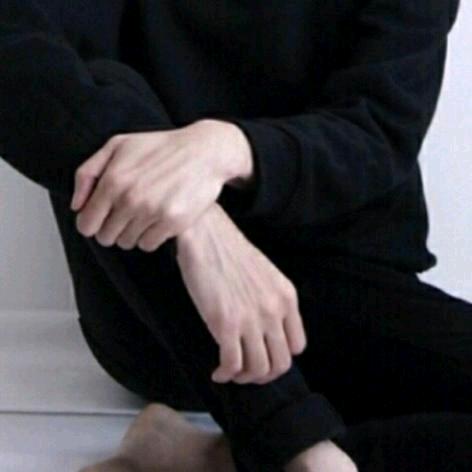 亾䢋