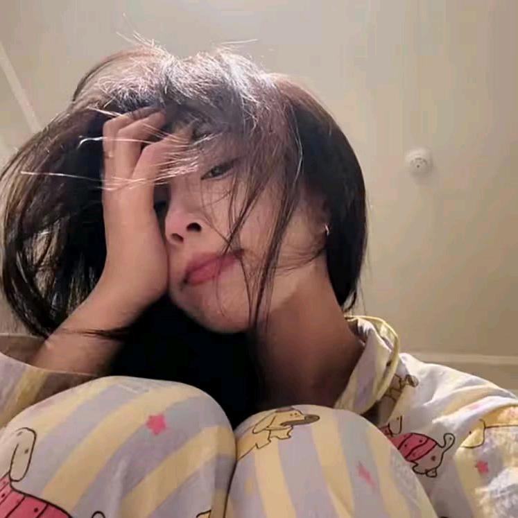 悲伤𝙆𝙞𝙩𝙩𝙮猫.