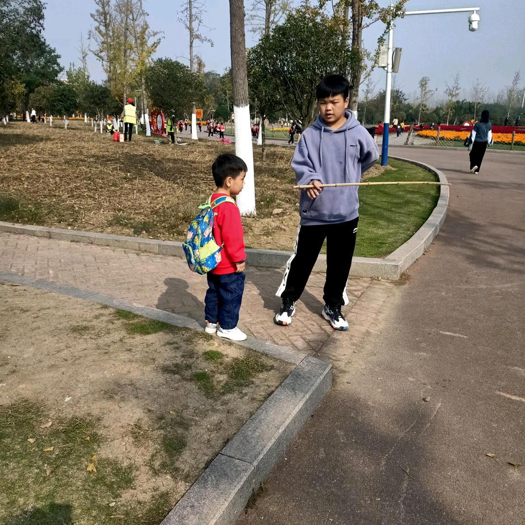 佳佳（oo）jiajia57652