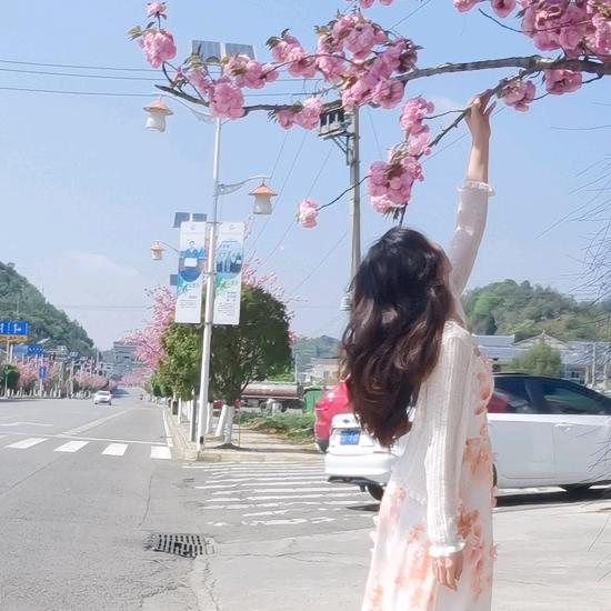 华阳丰彩仿石漆 方芳