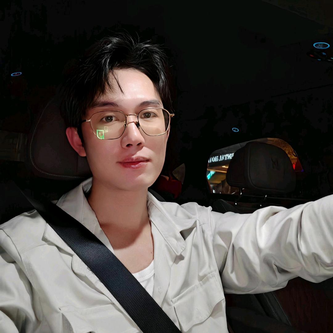我小名叫雷锋