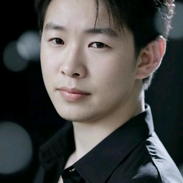 朱少，专业装修，