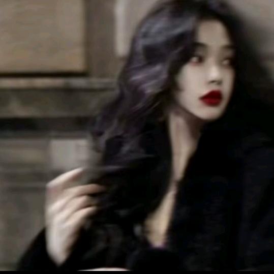 菜菜.