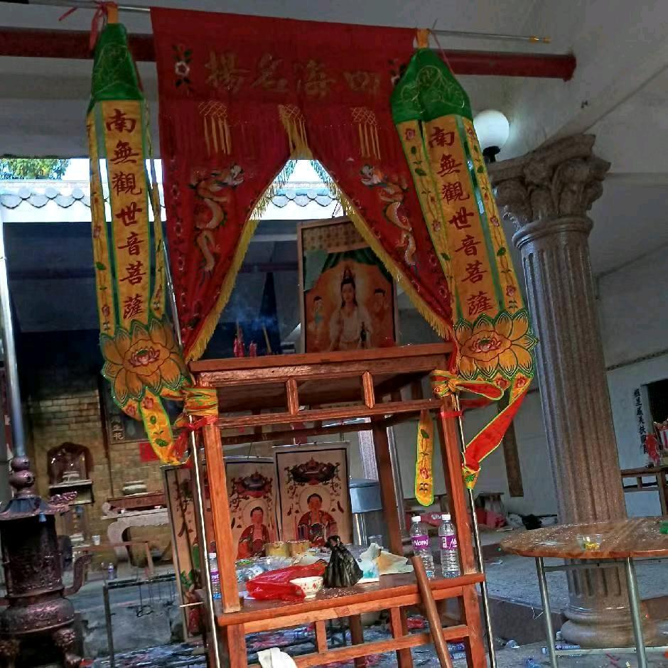 美女不泡泡少妇。