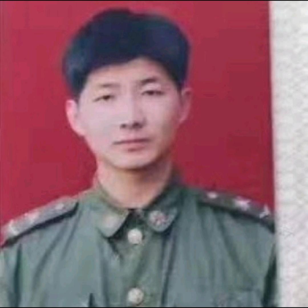 刘雄