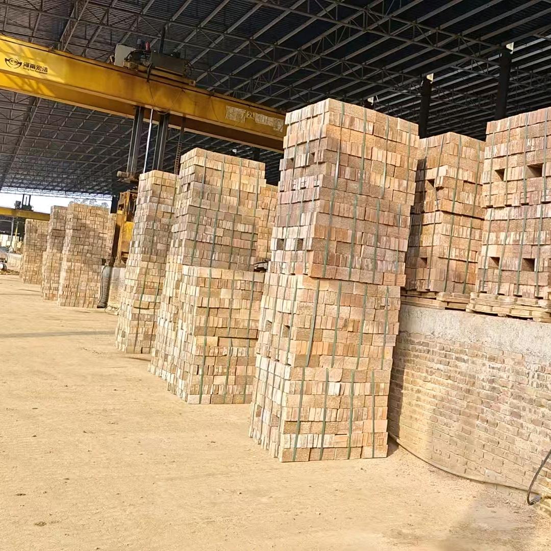 奥德彪建材运输 红砖 水泥砖源头厂家直销