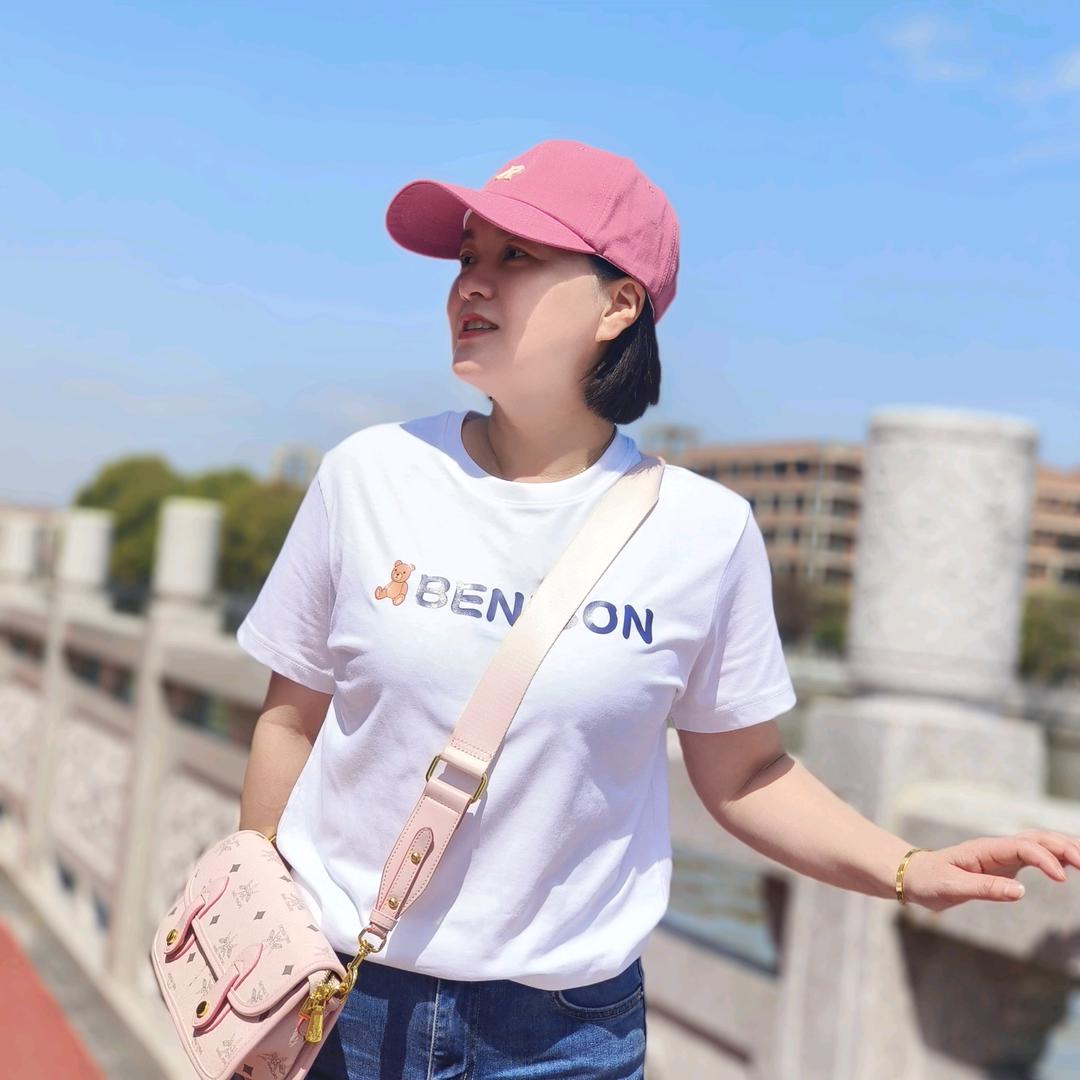 陆昕苒