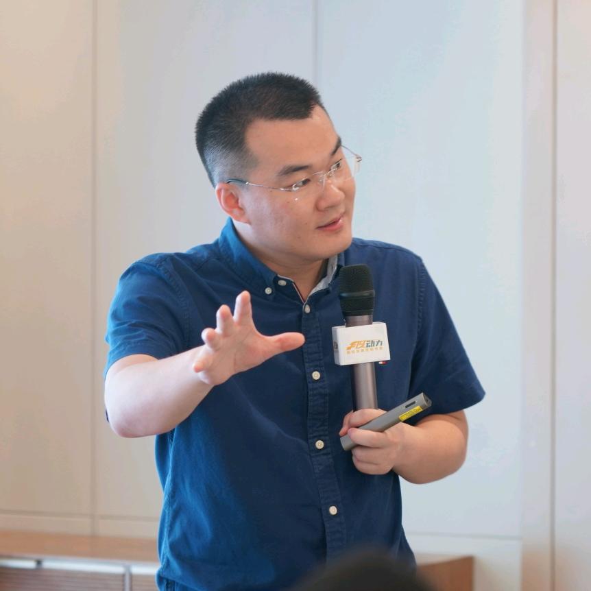 郜铖聊股权