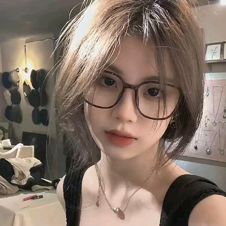 君君