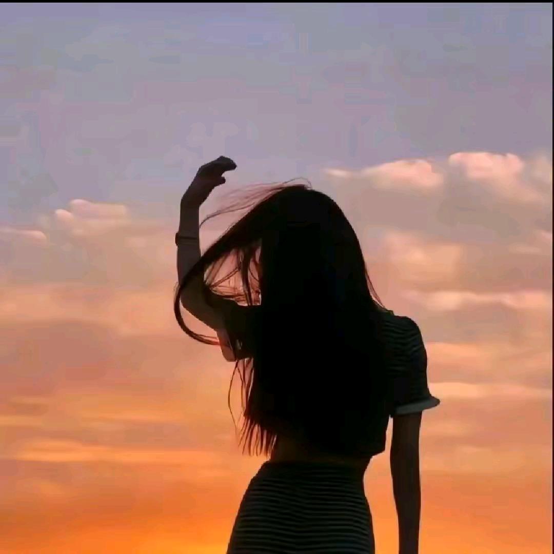 不正经的月佬✔颜