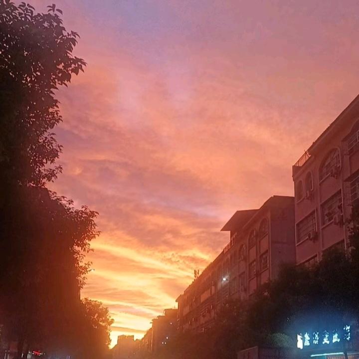 刚刚好！（手机摄影）