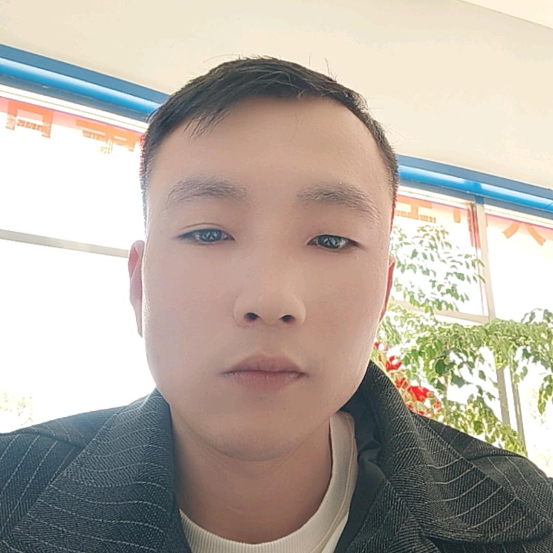百事房产潘卫成