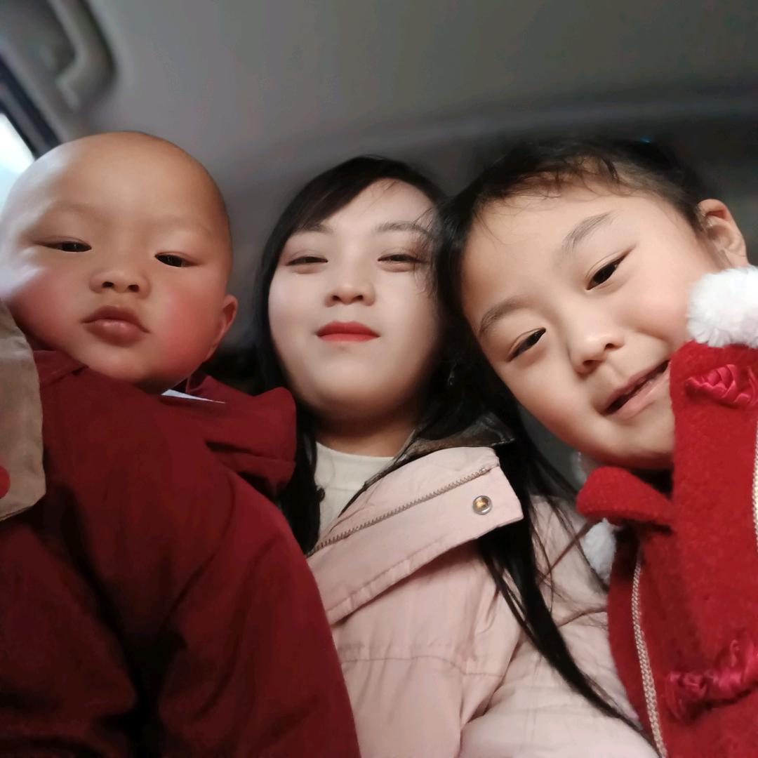 杨丽