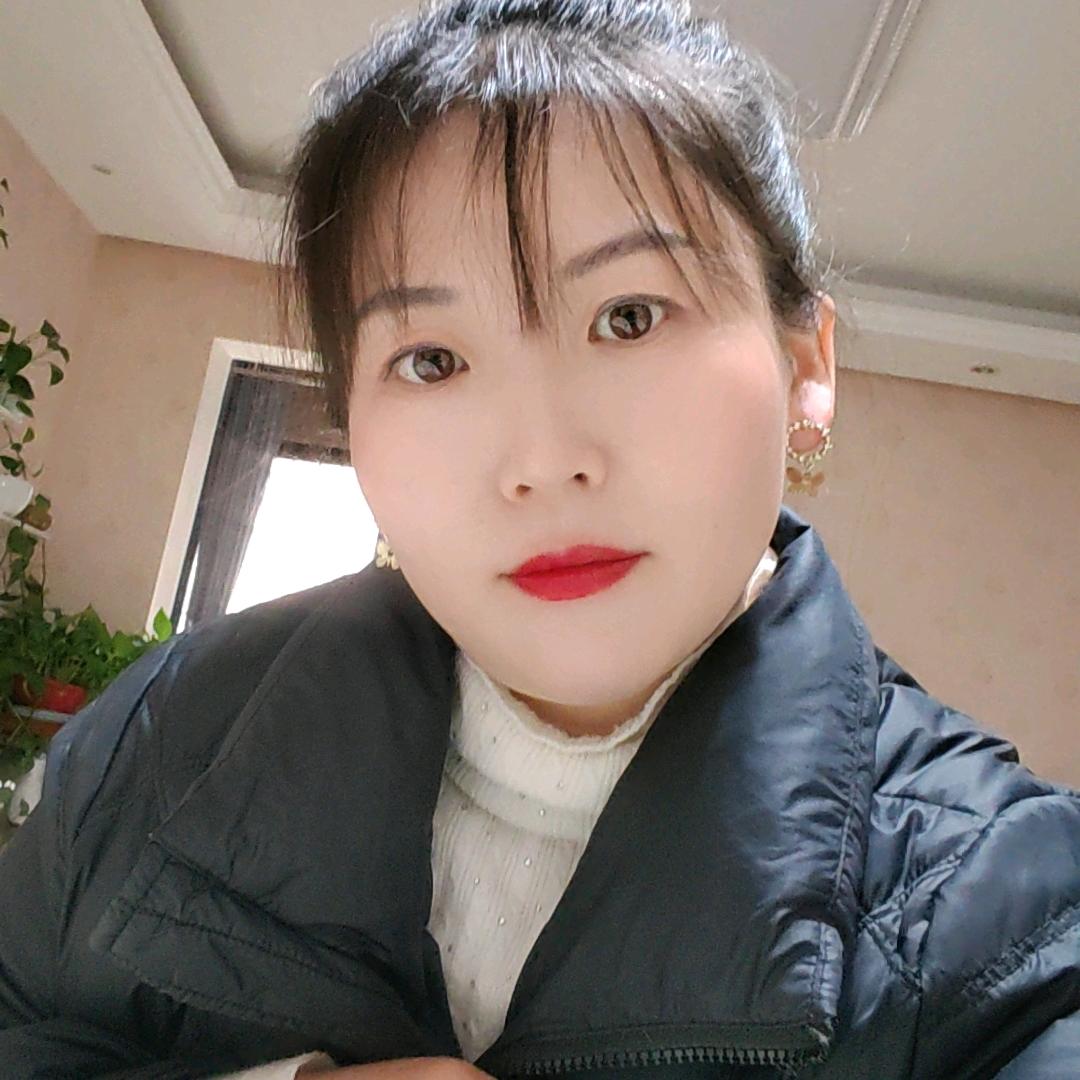 收旧衣物的小姐姐