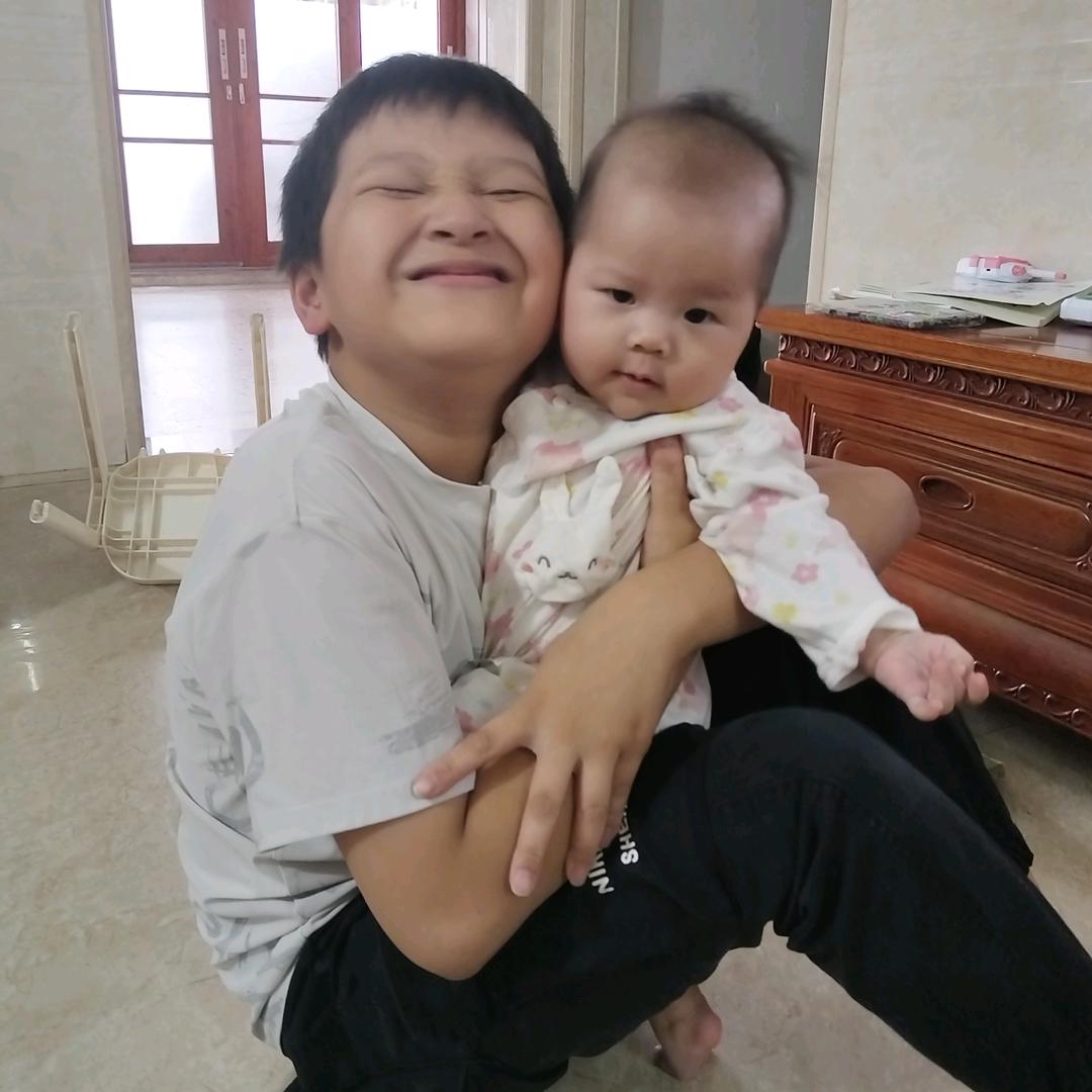 煜鑫妈妈😘😘😘😘