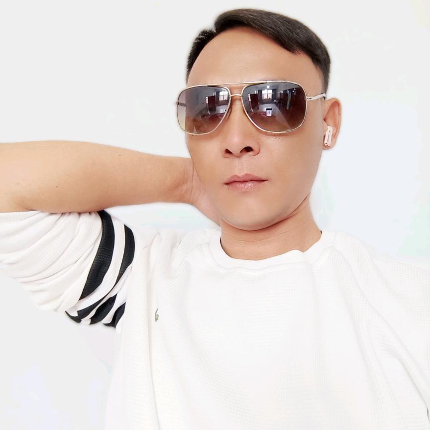 💚❤️魅力麒麟💚❤️孤影