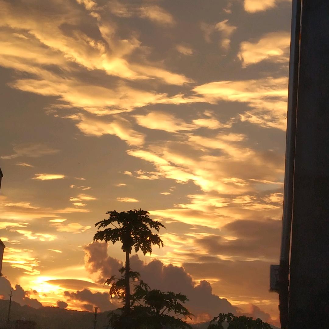 感叹号‼️遇上句号🅾