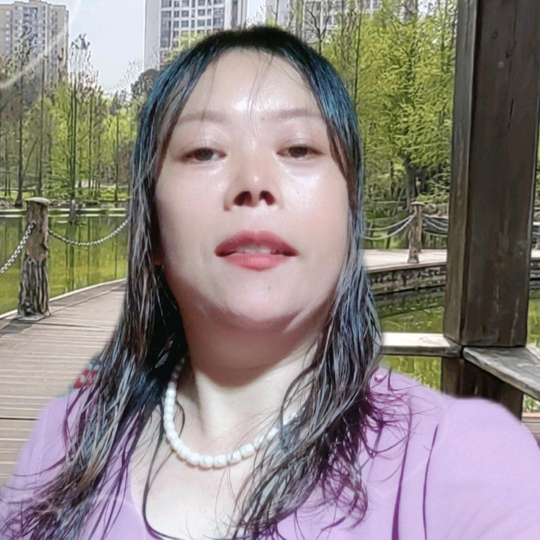 甜甜188（每晚8：10分）