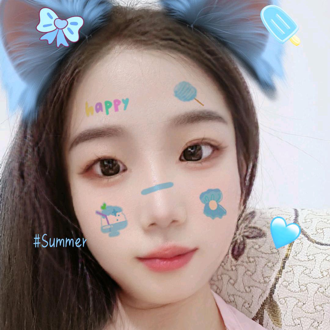小霞吖
