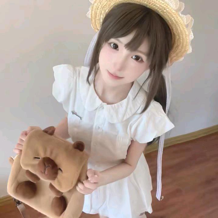 婷