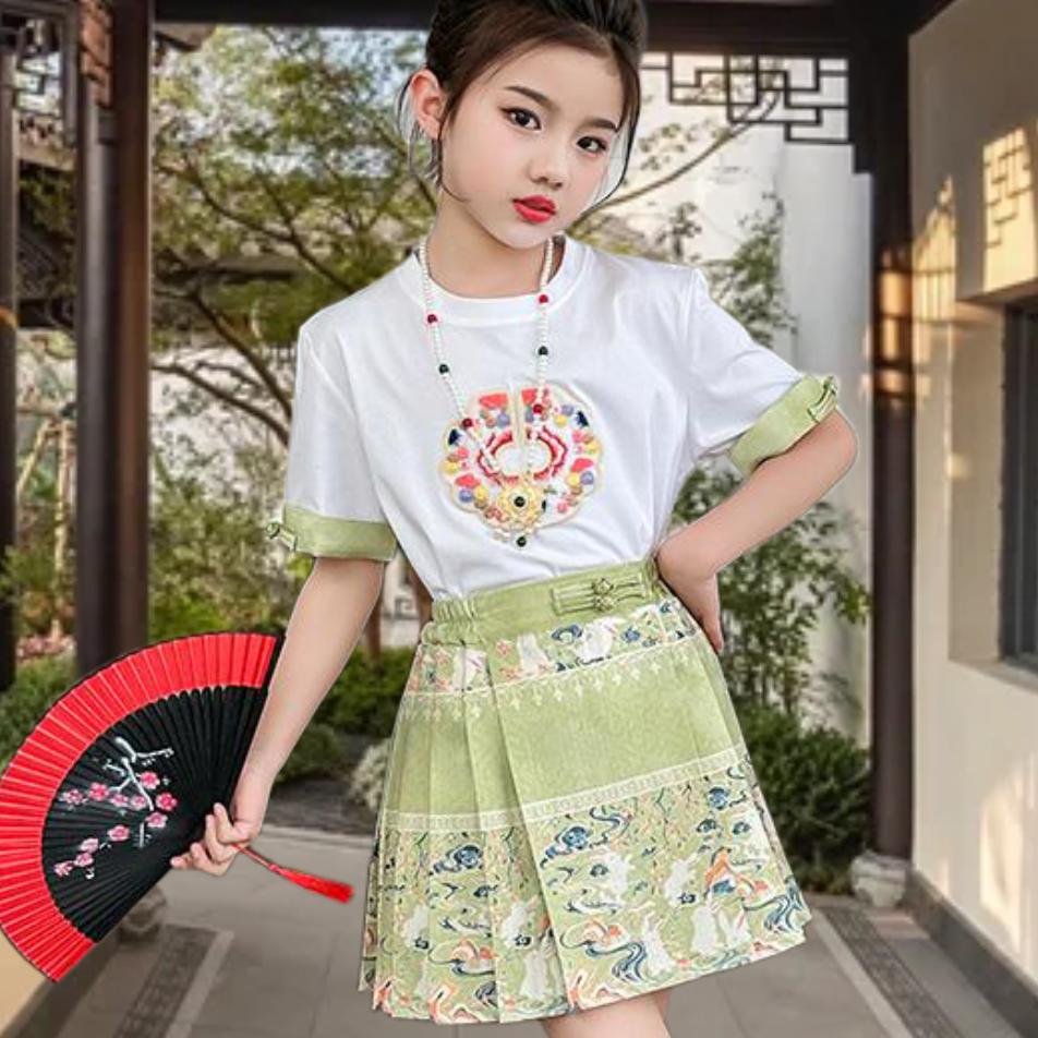 贝贝萌吖