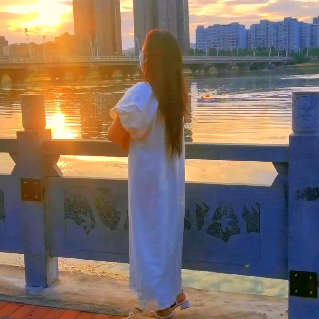 🌻