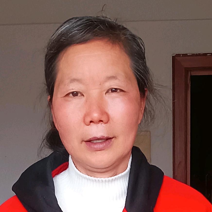 收旧衣服的农村婆